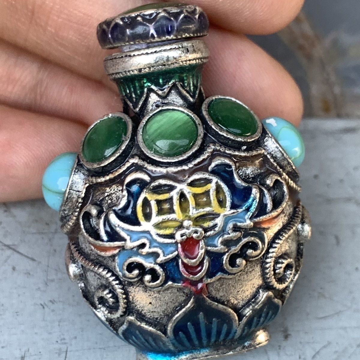 Vintage Cloisonné bronzen snui - Collectible Vintage Tools recensie en prijs
